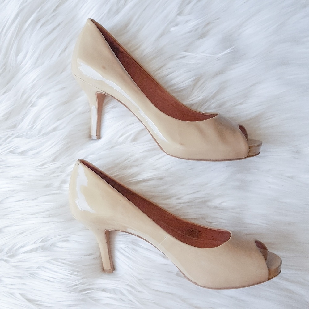 Vince Camuto Nude Patent Leather Peep Toe Heel - Picture 3 of 8